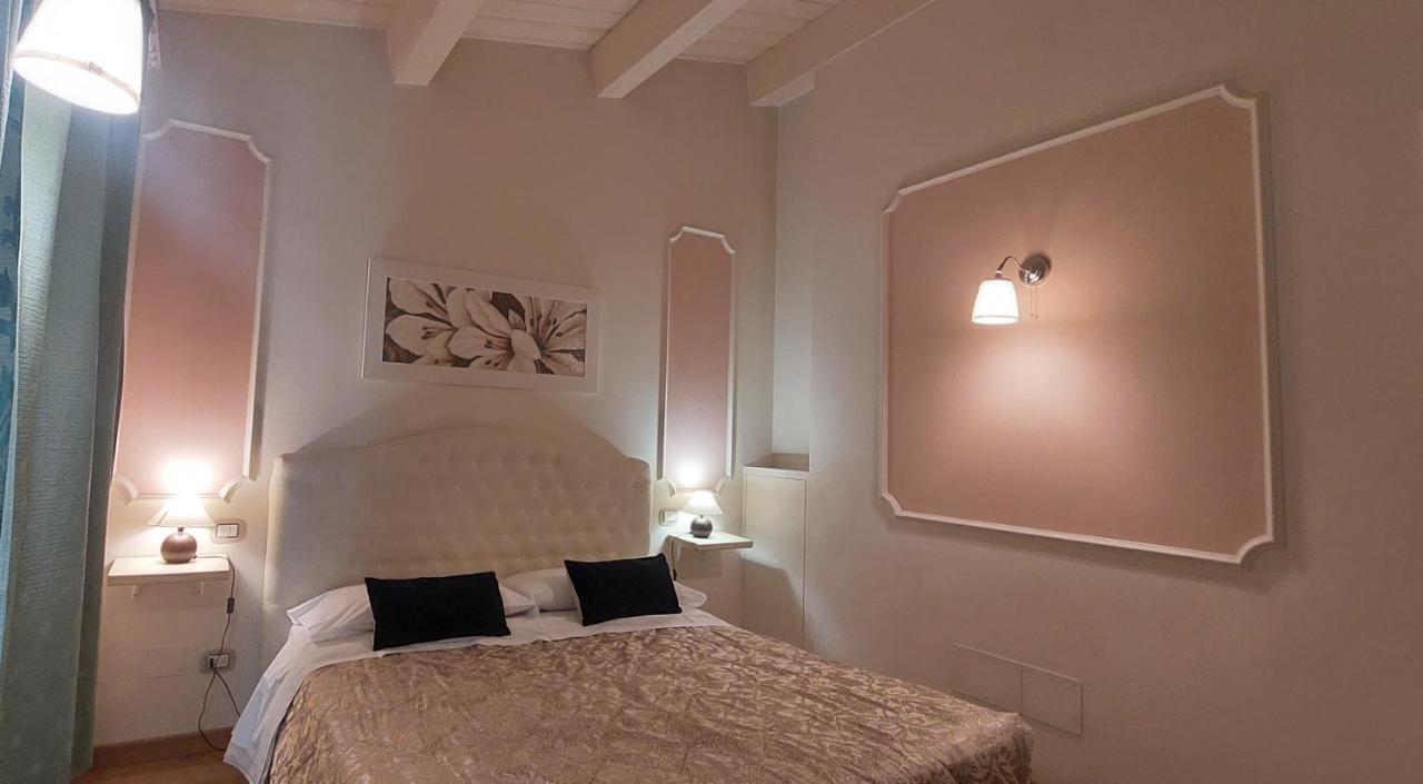 Il Piccolo Giglio Bed and Breakfast Porto SantʼElpidio Buitenkant foto