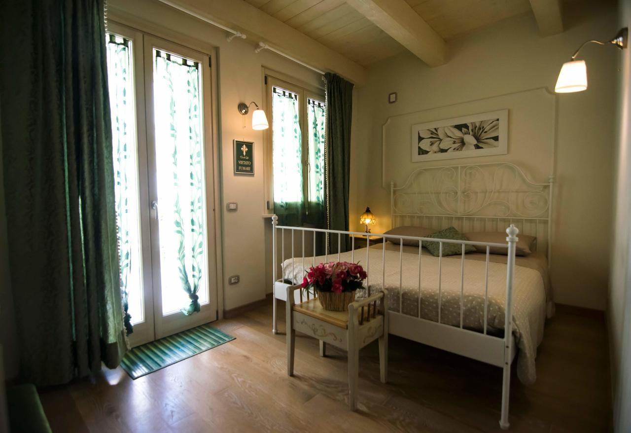Il Piccolo Giglio Bed and Breakfast Porto SantʼElpidio Buitenkant foto