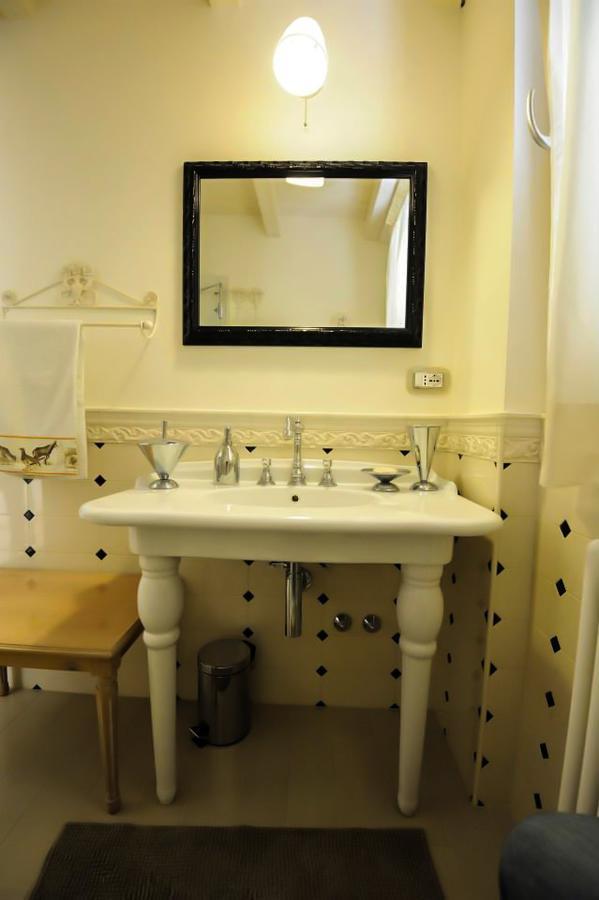 Il Piccolo Giglio Bed and Breakfast Porto SantʼElpidio Buitenkant foto
